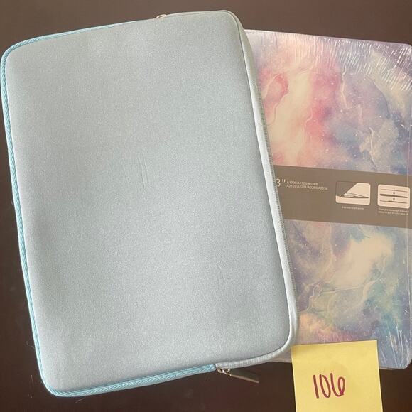 MacBook New Pro 13” shell with light blue soft case - Picture 5 of 5